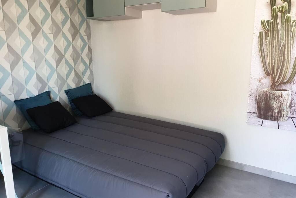 Agreable Logement Pour 4 Pers A Deux Pas De Verdun Apartment Haudainville Luaran gambar